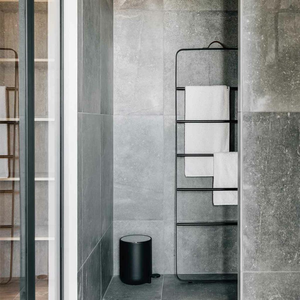 audo towel ladder 2