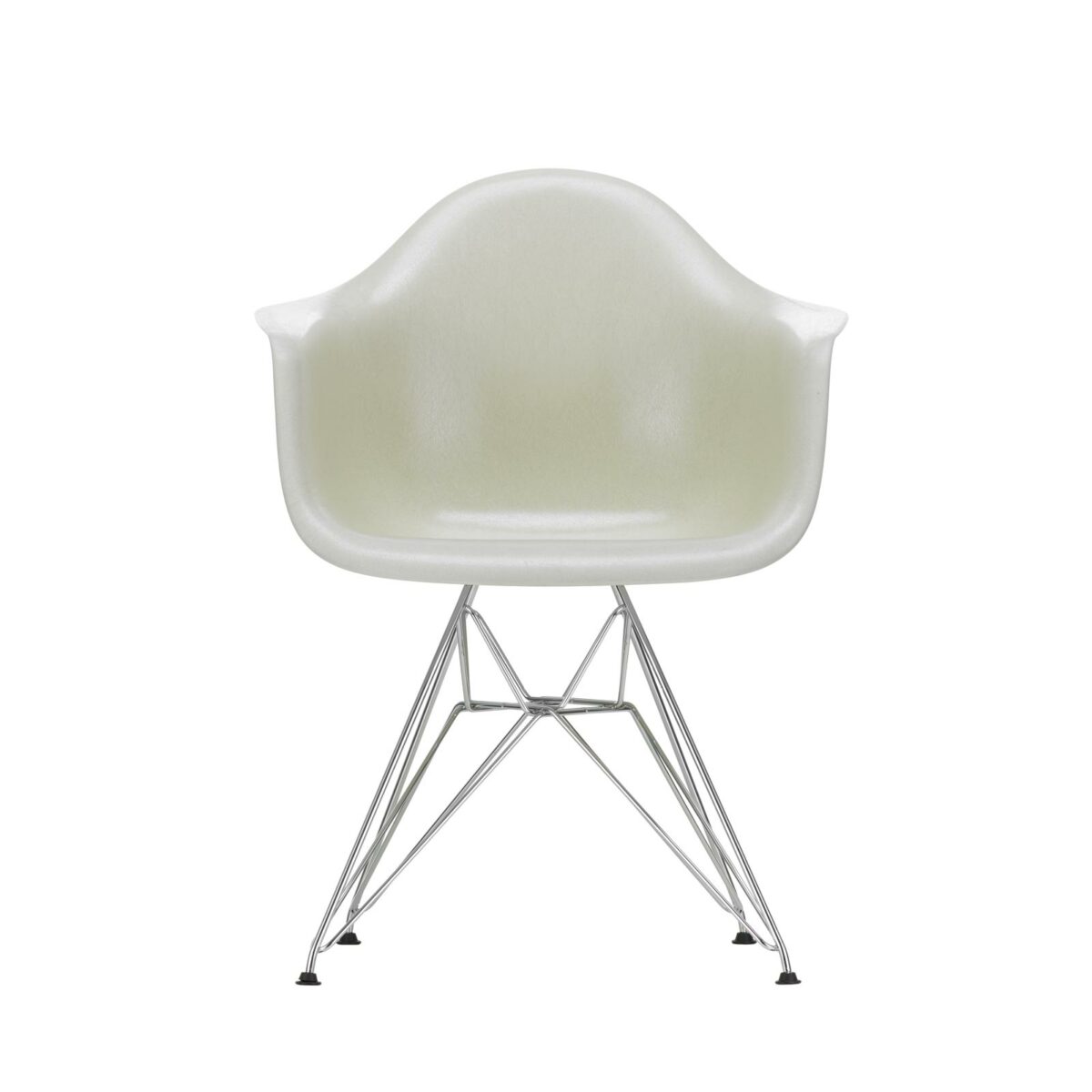 3345650 Eames Fiberglass Armchair DAR 01 parchment 01 chrome centre master