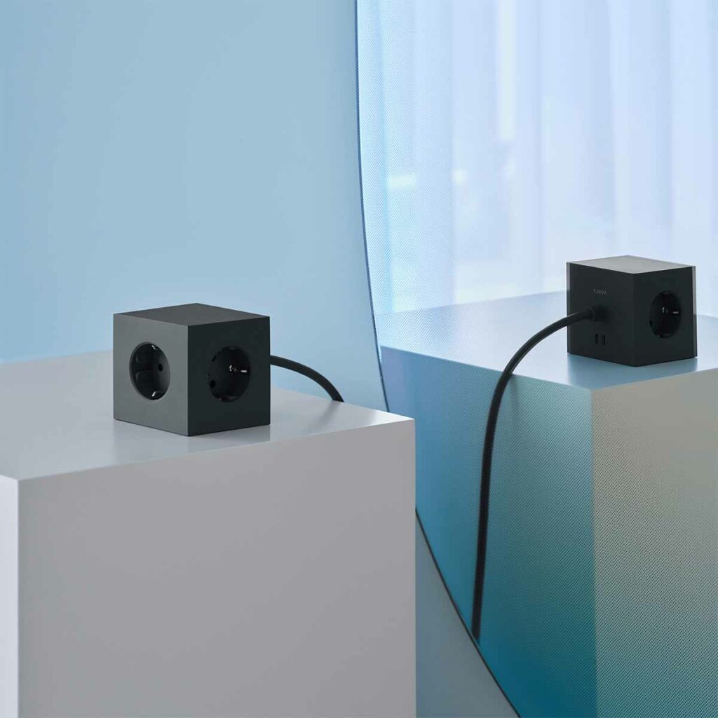 avolt square 1 usb c stockholm black envir 1