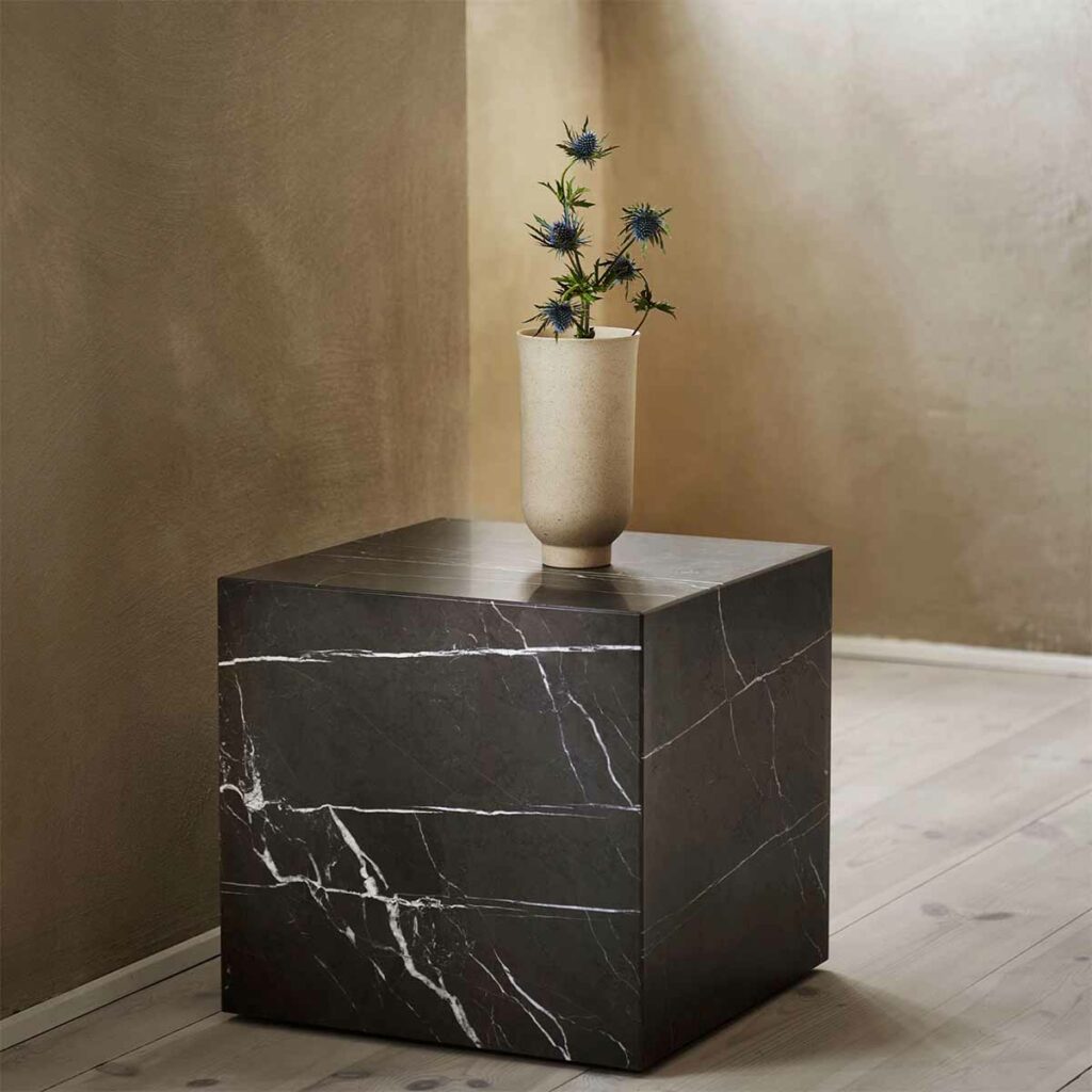 audo plinth cubic envir 9