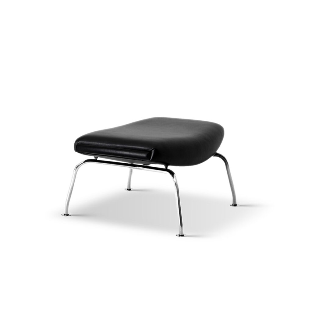 Wegner ox ottoman