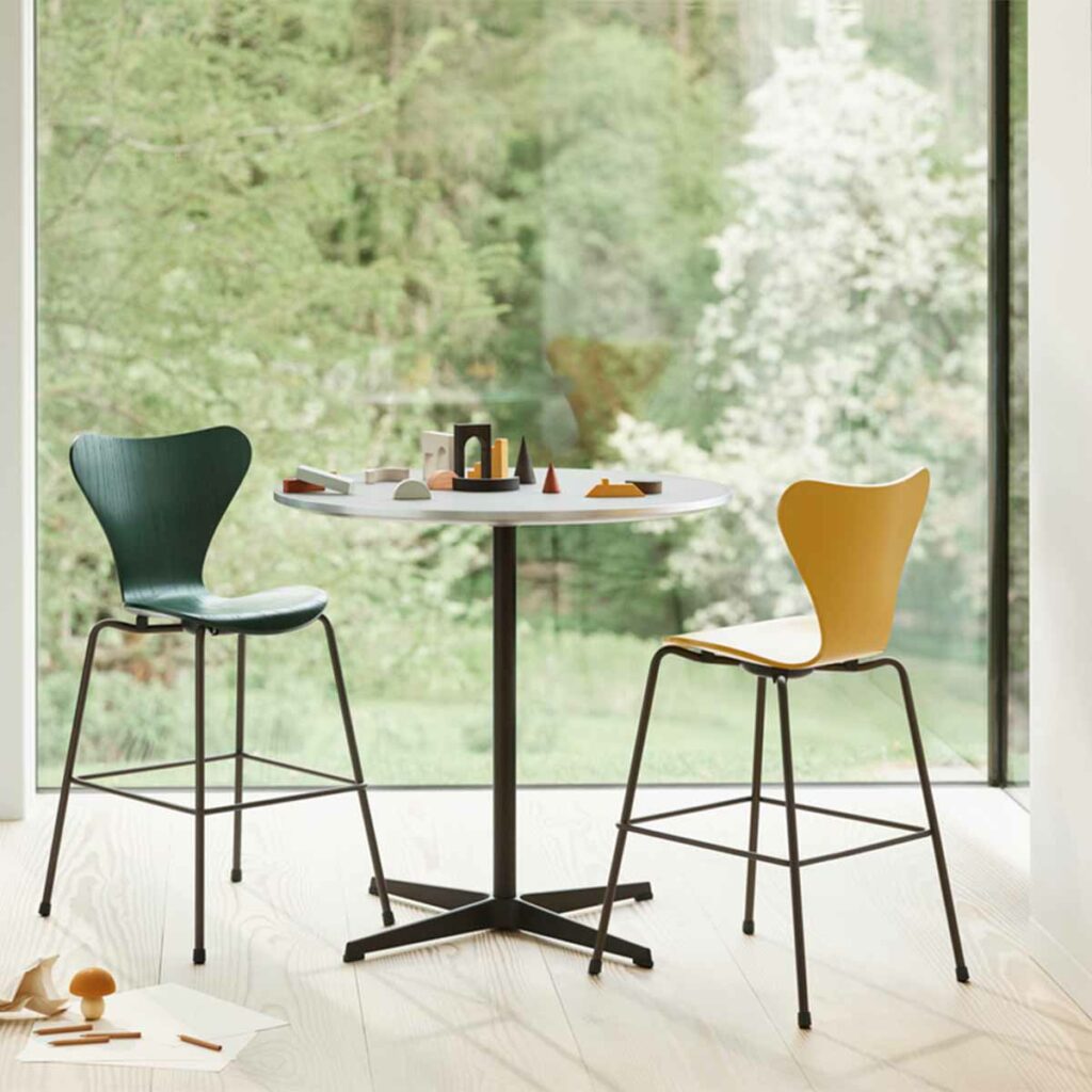 fritz hansen junior chair envir 1