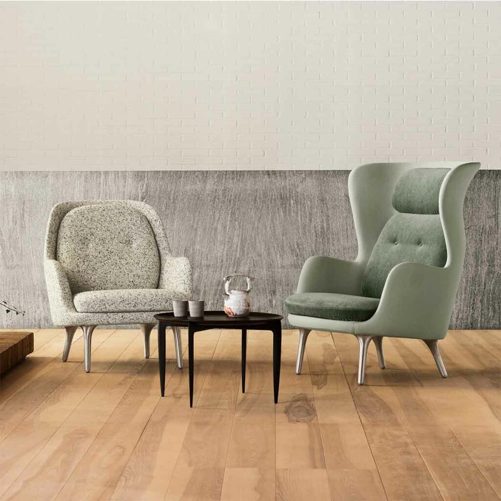 fritz hansen tray table black 1