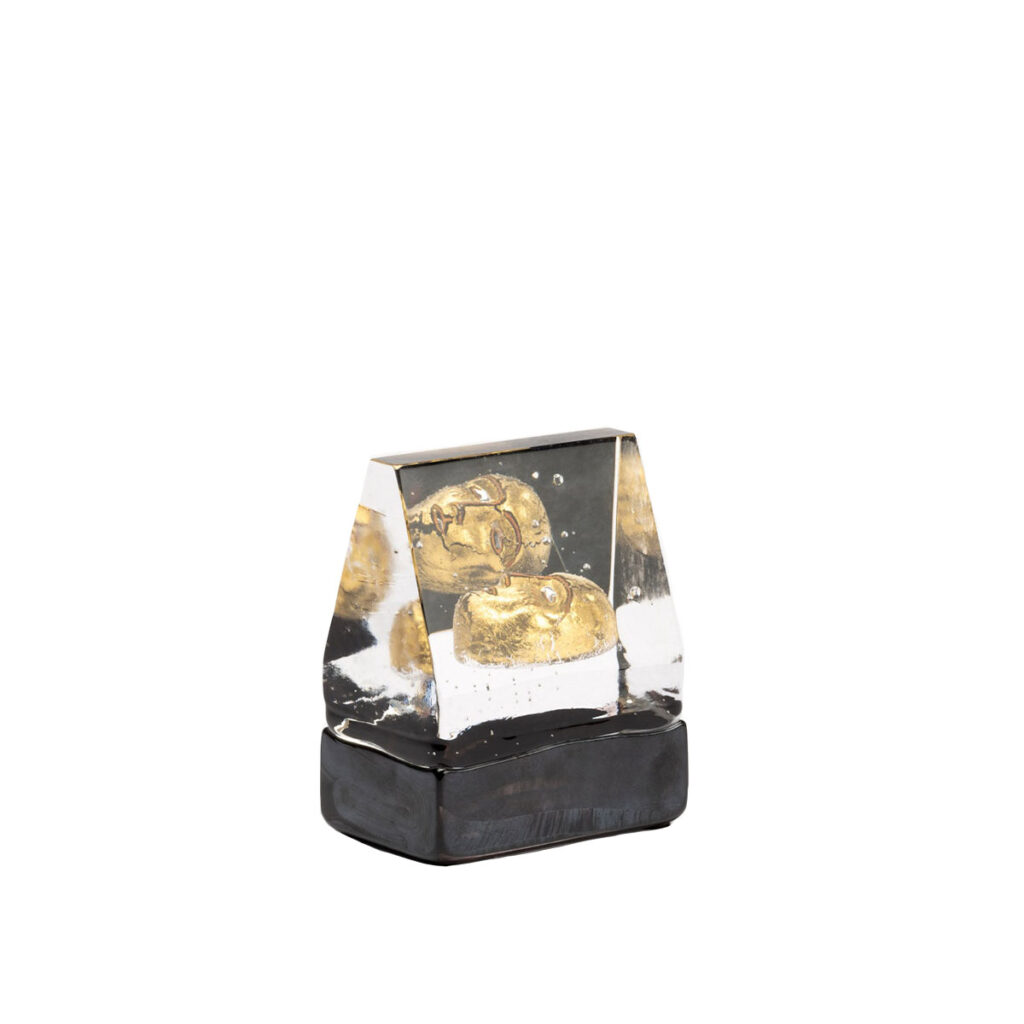 kosta boda black elements house of mystery gold 1