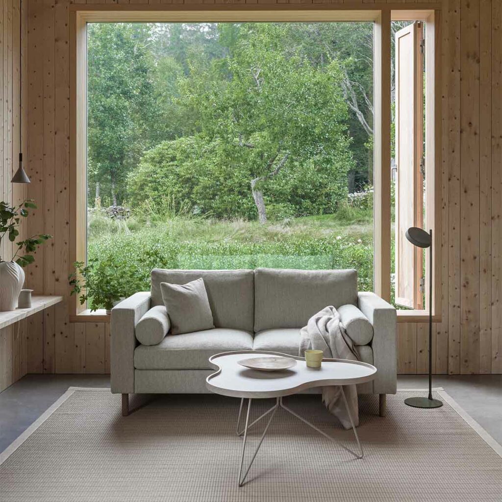 solid 2-sits soffa