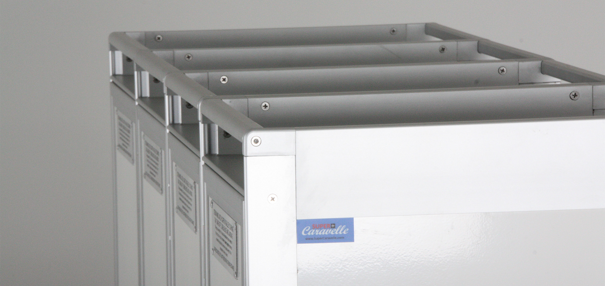 supercaravelle header