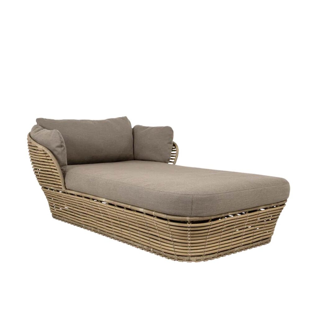Basket daybed