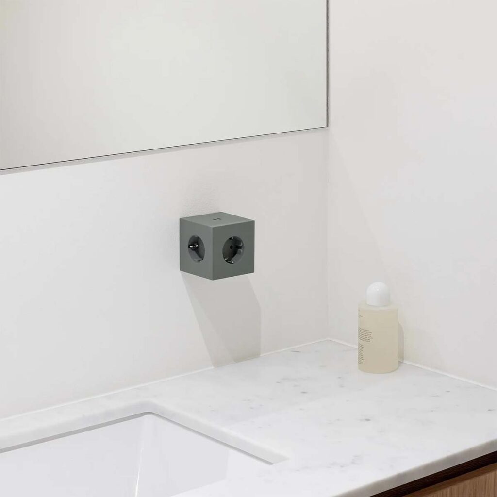avolt square 2 oak green envir 1