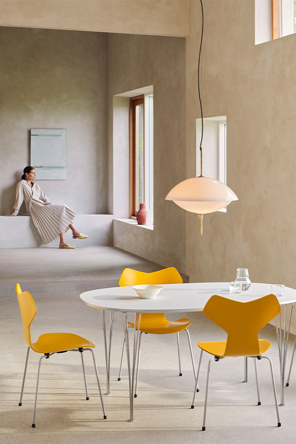 fh 600x900 v30 designmöbler Fritz Hansen