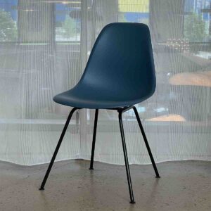 Vitra Eames Plastic Side Chair DSX