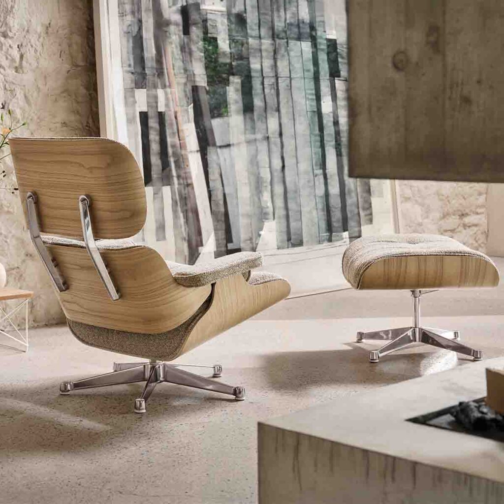 Eames Lounge Chair & Ottoman Chestnut