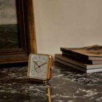 Happy Yawn Väckarklocka