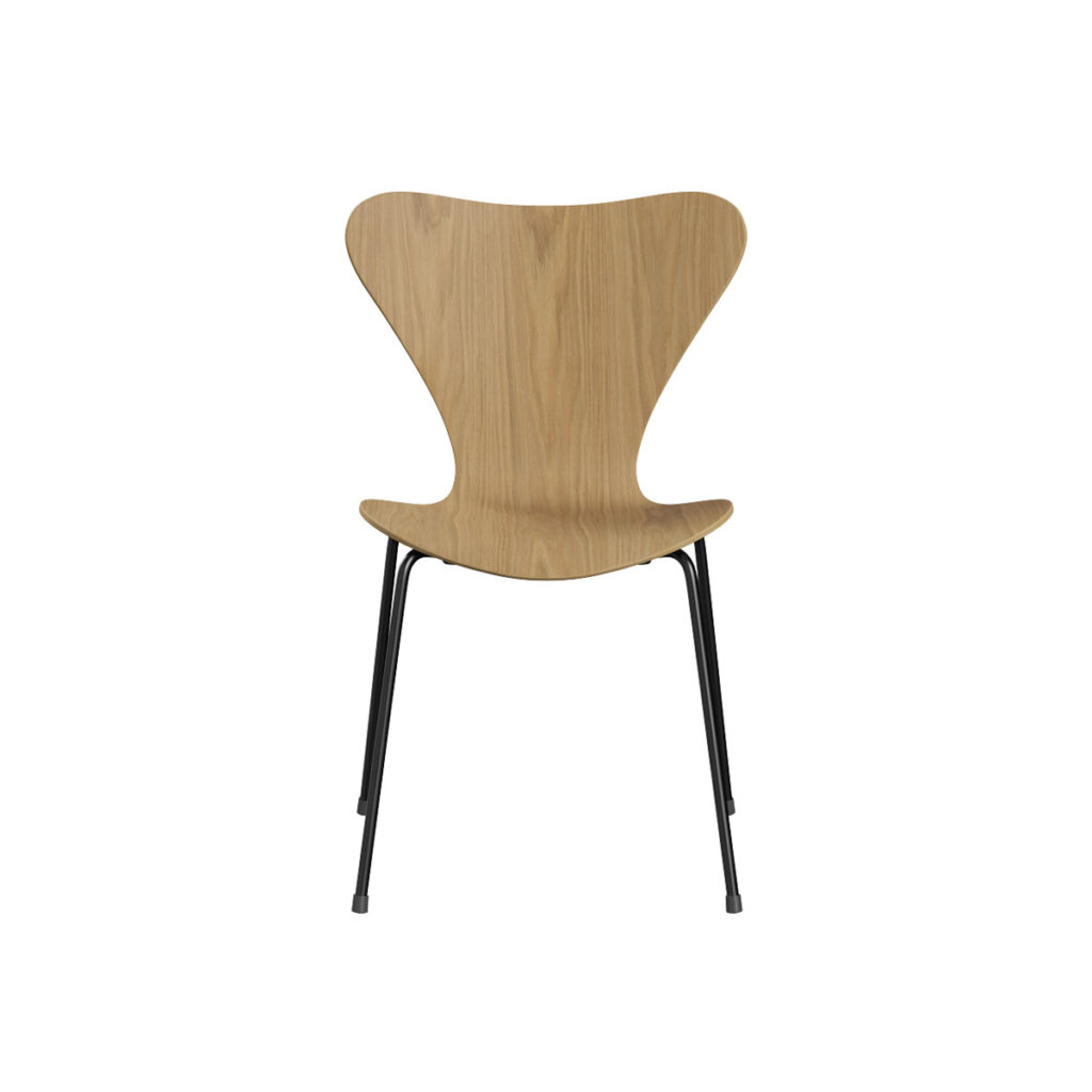 3107 Sjuan trä från Fritz Hansen