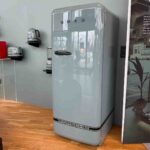 Porsche x SMEG Kylskåp Shade Green